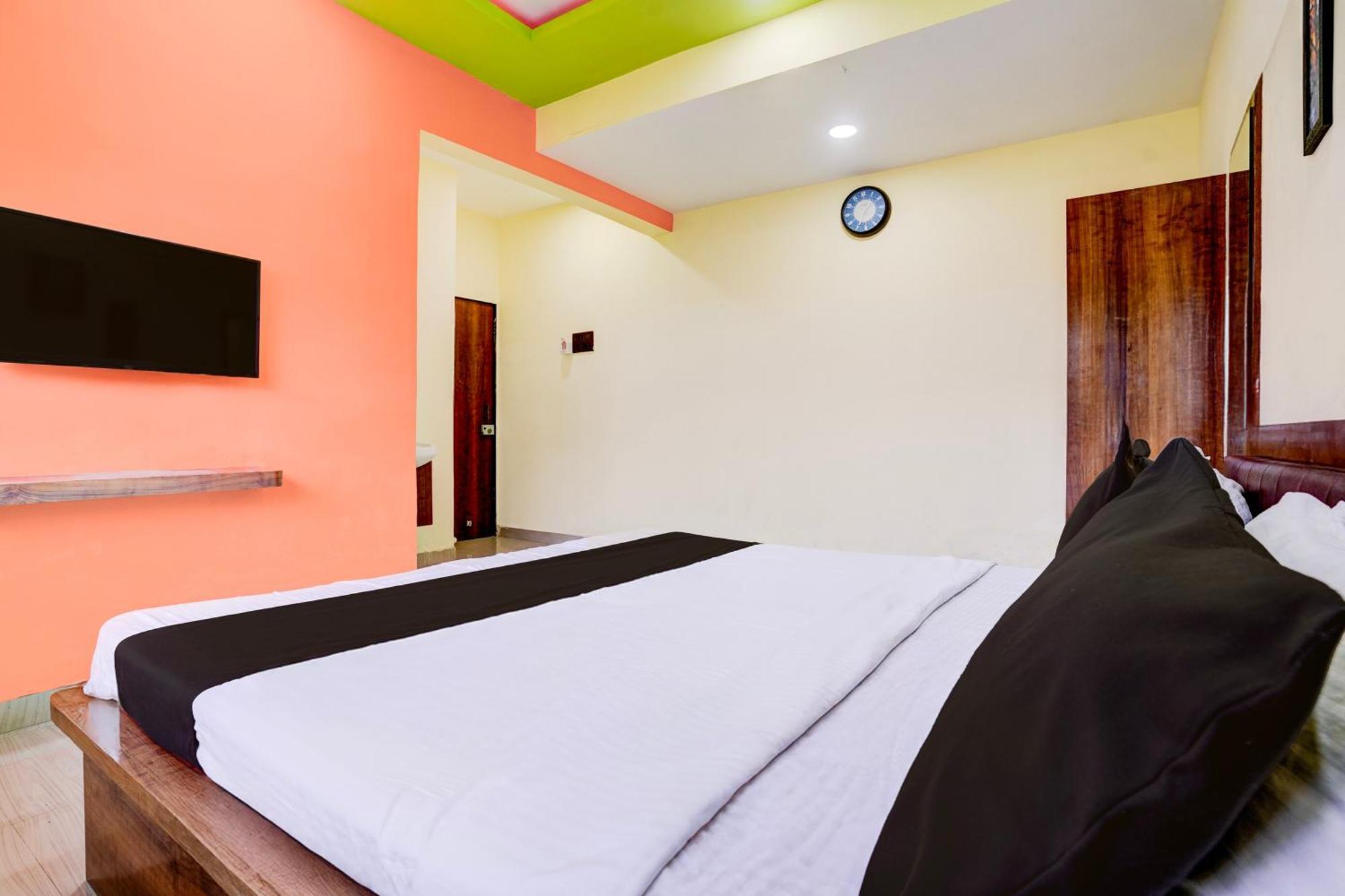 Hotel O Alibag Near Revadanda Beach Bagian luar foto