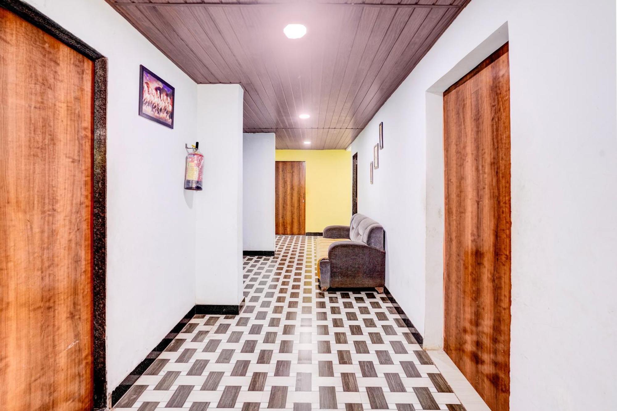 Hotel O Alibag Near Revadanda Beach Bagian luar foto
